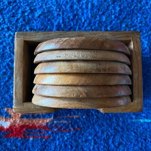 VTG Wooden Coaster Set of 6! - Picture 2 of 9